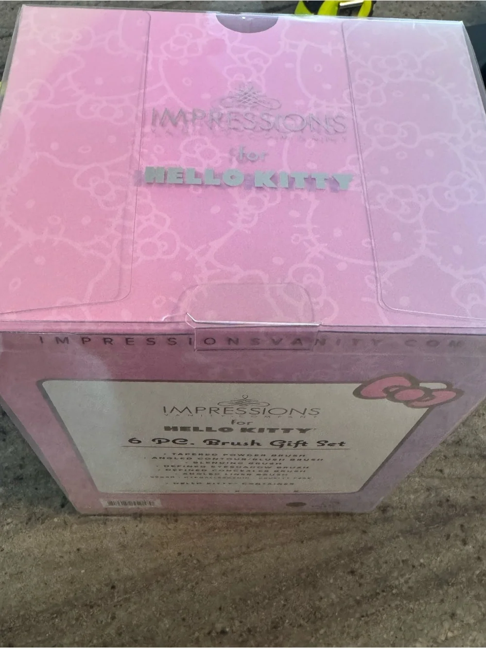 Hello Kitty brush set